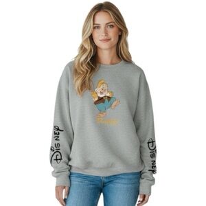 NWT Snow White Happy Sweatshirt